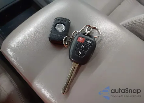 2015 Toyota Camry Le z USA, uszkodzony, nr VIN 4T4BF1FK4FR489253